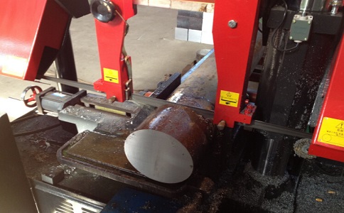 仁怀卧式带锯床加工时出现明显振荡如何排查？